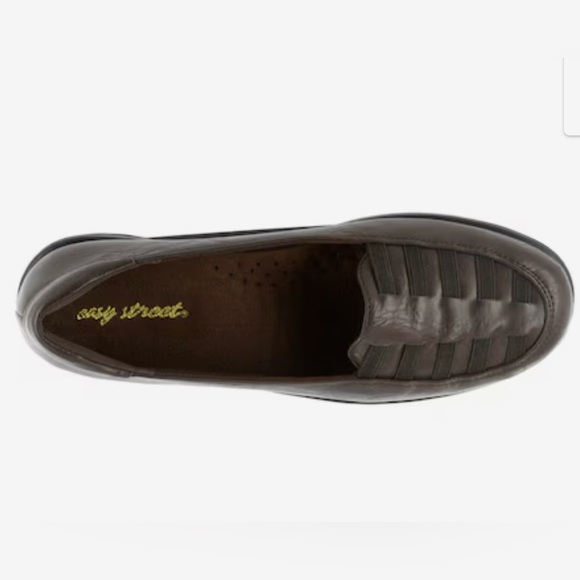 Easy Street Genesis Loafer Flat Brown- Size 8.5 - Picture 3 of 17